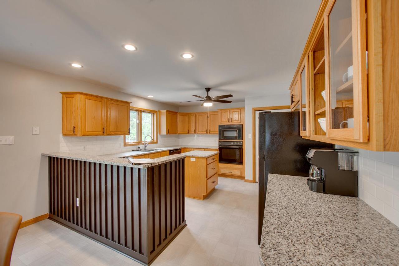 Hummelstown Hideaway With Game Room And Large Yard! Ngoại thất bức ảnh